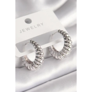 Pirinç Gümüş Renk Sarmal Halka Model Kadın Küpe