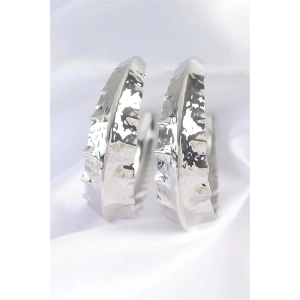 Pirinç Gümüş Renk Yaprak Desenli Halka Küpe