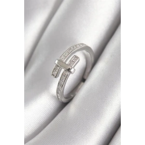 Pirinç Gümüş Renk Zirkon Taşlı Kadın Yüzük