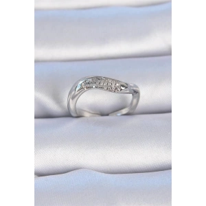 Pirinç Gümüş Renk Zirkon Taşlı Kadın Yüzük