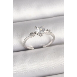 Pirinç Gümüş Renk Zirkon Taşlı Kalp Model Ayarlanabilir Kadın Yüzük