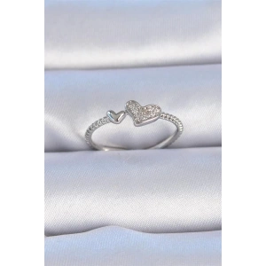 Pirinç Gümüş Renk Zirkon Taşlı Kalp Model Kadın Yüzük