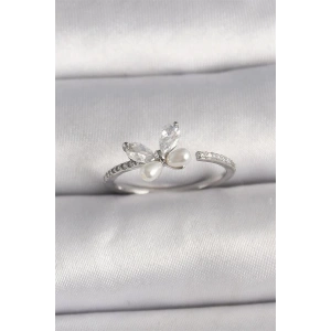 Pirinç Gümüş Renk Zirkon Taşlı Kelebek Model İnci Detaylı Ayarlanabilir Yüzük