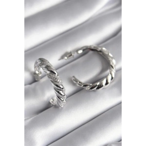 Pirinç Gümüş Renk Zirkon Taşlı Sarmal Model Kadın Küpe