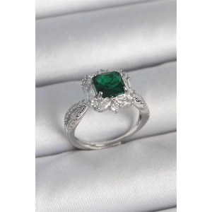 Pirinç Gümüş Renk Zirkon Taşlı Yeşil Tektaş Model Kadın Yüzük