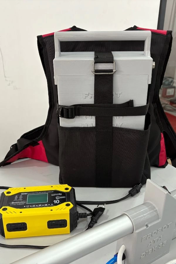 Yerli Akülü Çift Diskli Güneş Paneli Temizlik Fırçası