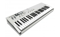 Synthesizer / Workstation