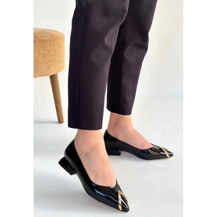 Goes Siyah Rugan Babet Ayakkabı