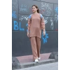 Omuz detaylı kol nakışlı ikili alt üst triko takım vizon