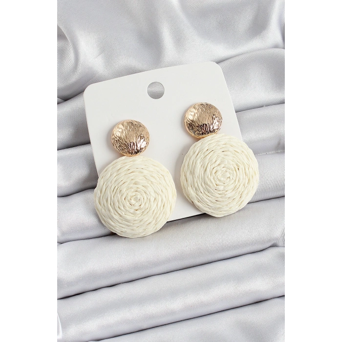 Krem Daire Figürlü Hasır Örgü Model Gold Renk Kadın Küpe