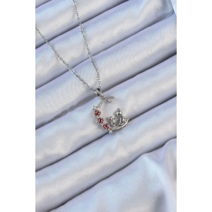 316L Çelik Zincir Gümüş Renk Kırmızı Gül Detay Kedi Figür Zirkon Taşlı Ay Kolye