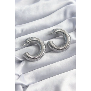 Pirinç Gümüş Renk İşleme Halka Model Kadın Küpe