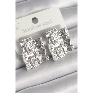 Pirinç Gümüş Renk İşlemeli Kare Plaka Model Kadın Küpe