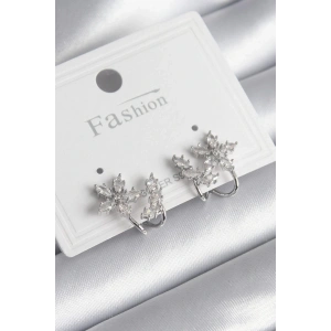 Pirinç Gümüş Renk Zirkon Taşlı Çiçek Model Kadın Küpe