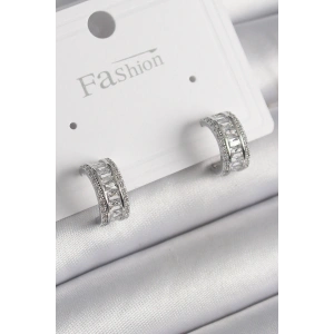 Pirinç Gümüş Renk Zirkon Taşlı Halka Model Kadın Küpe