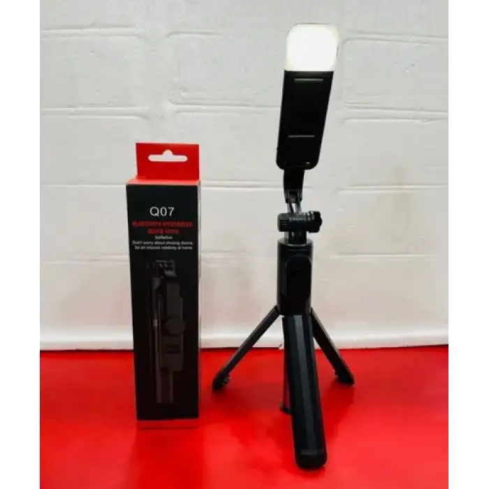 Universal Q07 6 Inç Halka Işık Taşınabilir Bluetooth Selfie Stick Tripod