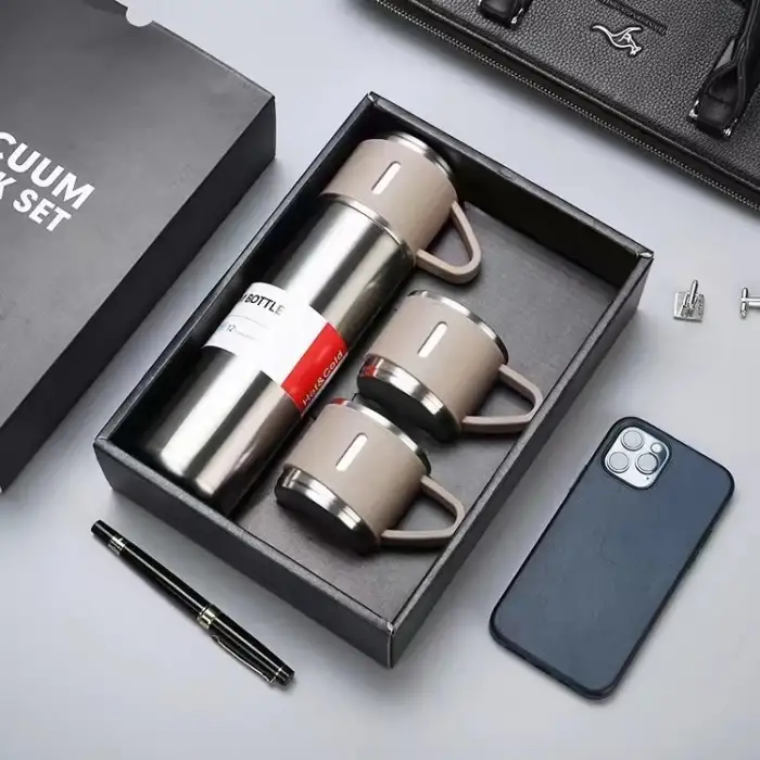 Vacuum Flask Set ( Çantalı ) ( 3pcs Bardaklı ) Renkli Çelik Termos Seti ( 500ml )*50