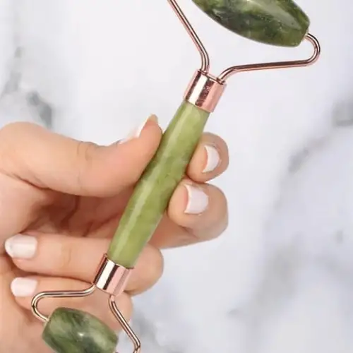 Egonex Yeşil doğal yeşim taşı yüz masaj aleti ve kalp gua sha yüz bakım taşı 2li set jade face roller