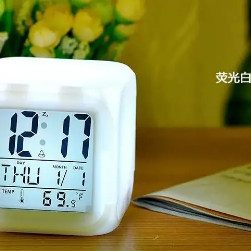 Led Dijital Renkli Masa Saati Alarm Termometre Tarih Masaüstü Saat