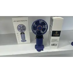 DEMİRHAN GRUP DG-123 ( LED GÖSTERGELİ ) (USB ŞARJLI) MİNİ EL FANI (SABİT BAŞLIK) (5-KADEME HIZ) (TELEFONLUKLU M.ÜSTÜ AYAK) VANTİLATÖR*120