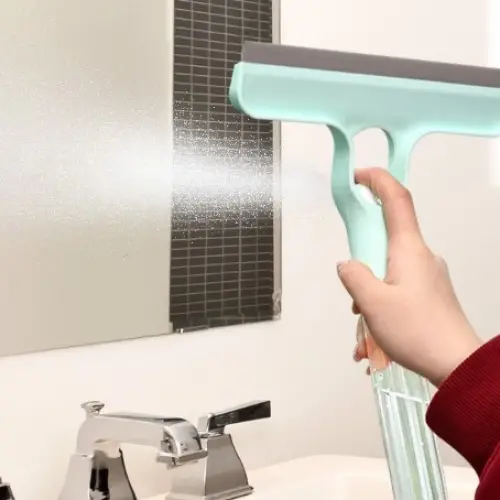 4 in 1 Spreyli Çek Çekli Camsil ve Fırça Aparatı