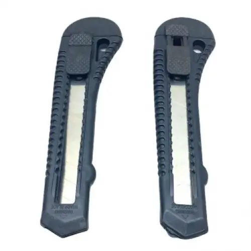 REAL ÖZS-8889 ( RENKLİ PLASTİK ) FALÇATA MAKET BIÇAK ( 18MM )*50X16