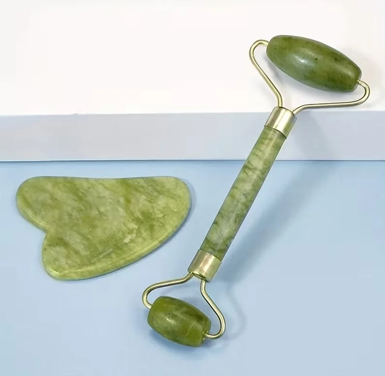 Egonex Yeşil doğal yeşim taşı yüz masaj aleti ve kalp gua sha yüz bakım taşı 2li set jade face roller