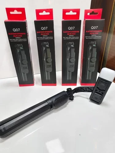 Universal Q07 6 Inç Halka Işık Taşınabilir Bluetooth Selfie Stick Tripod