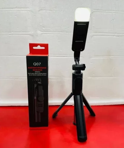 Universal Q07 6 Inç Halka Işık Taşınabilir Bluetooth Selfie Stick Tripod
