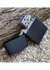Siyah Düz Zippo Modeli Benzinli Çakmak
