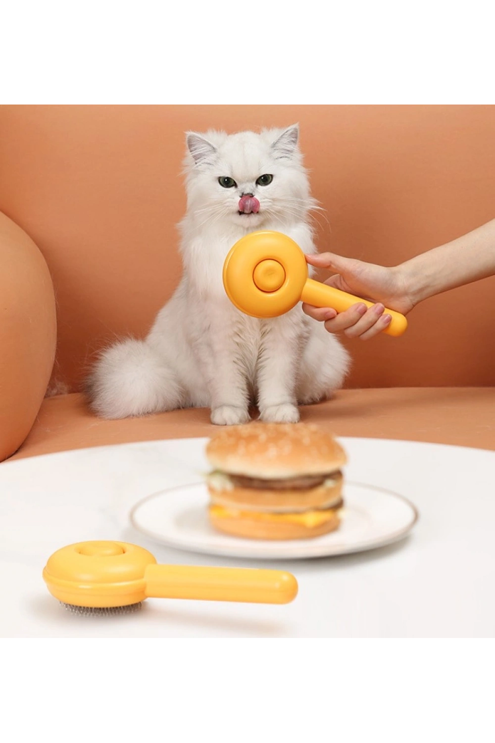 Hamburger Şekilli Otomatik Temizlenen Evcil Hayvan Fırçası