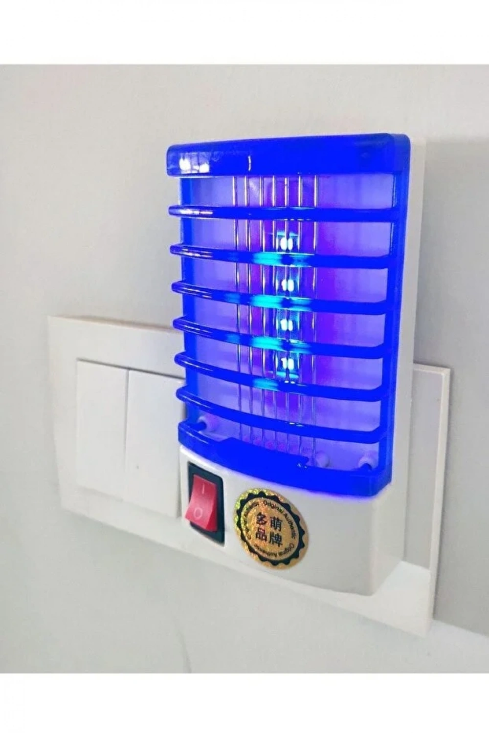 UV Işıklı Priz Tipi Elektrikli Sinek Öldürücüler