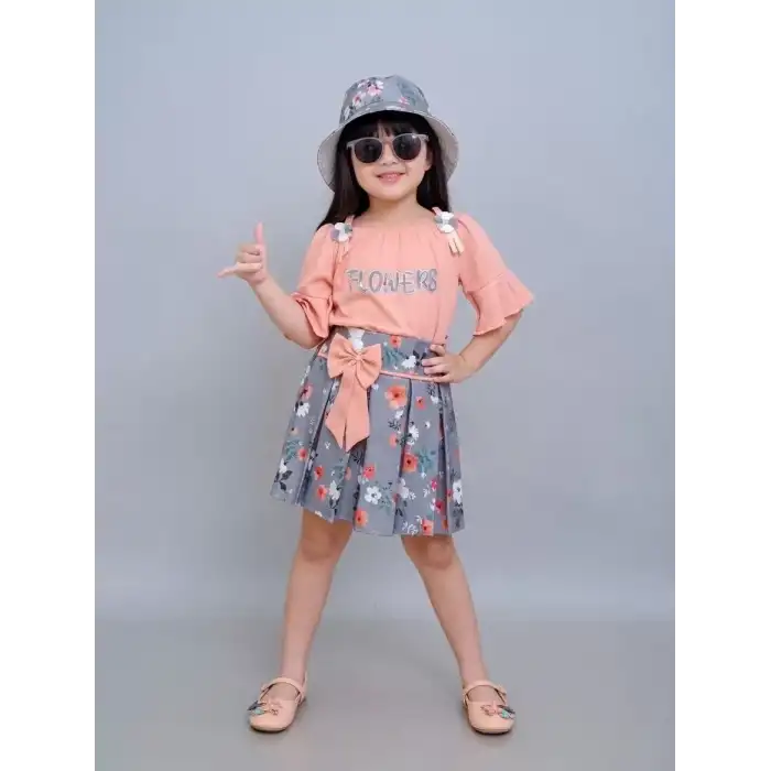 2/5 Yaş Şapkalı Çiçek Baskılı Etekli Çocuk Takımı