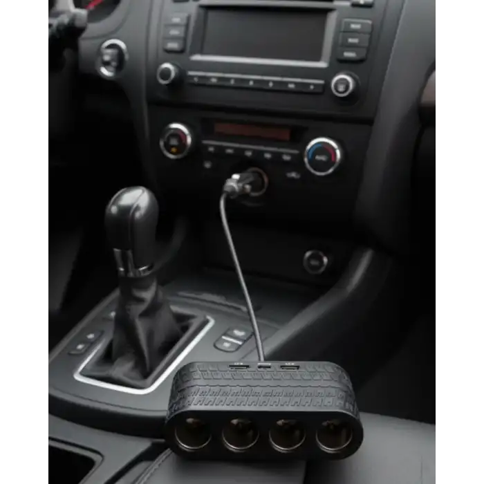 AsilTech Araçlar İçin 4’lü Çakmak Çoklayıcı Type C USB ve Koruma Sistemli