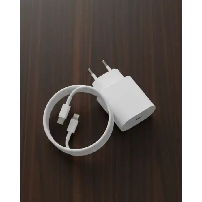AsilTech iPhone 14 13 12 11 Pro Max XR XS 20W Hızlı Şarj Adaptörü