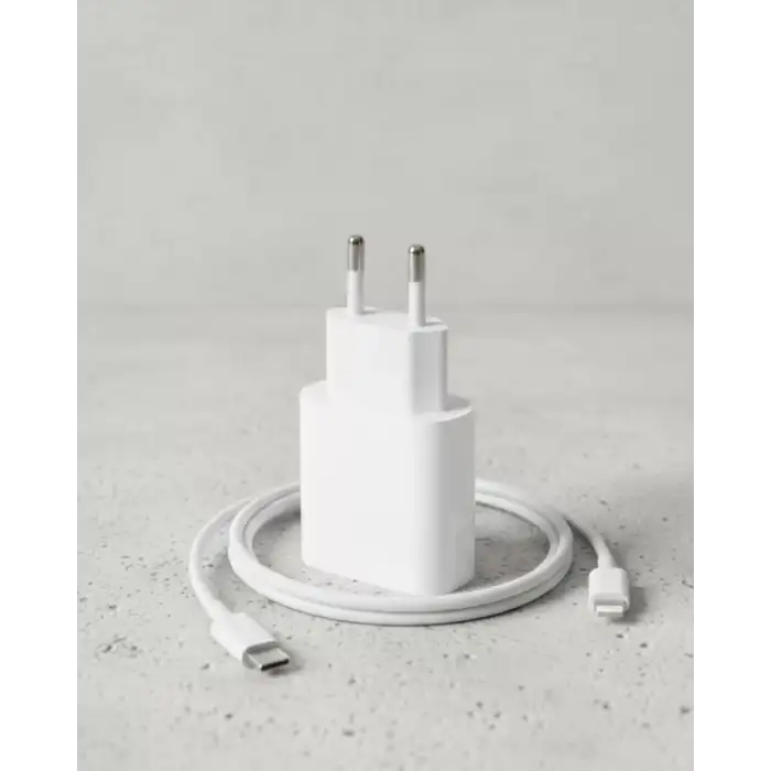 AsilTech iPhone 14 13 12 11 XR XS Max 20W Lightning Şarj Adaptörü Kablo Dahil