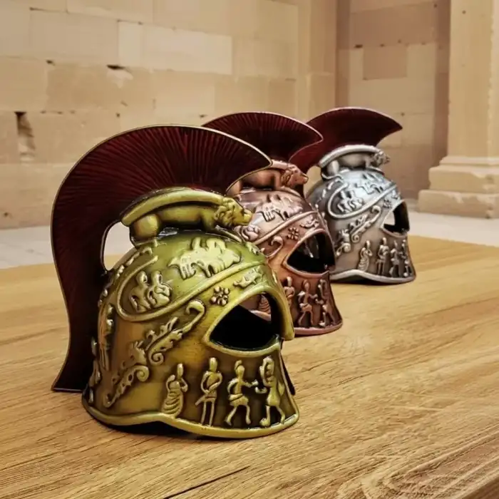 AsilTech Metal Dekoratif Şövalye Miğferi - Tarihi Tasarım - 10x5 cm