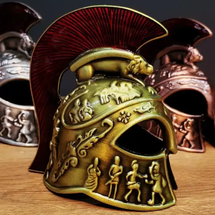 AsilTech Metal Dekoratif Şövalye Miğferi - Tarihi Tasarım - 10x5 cm