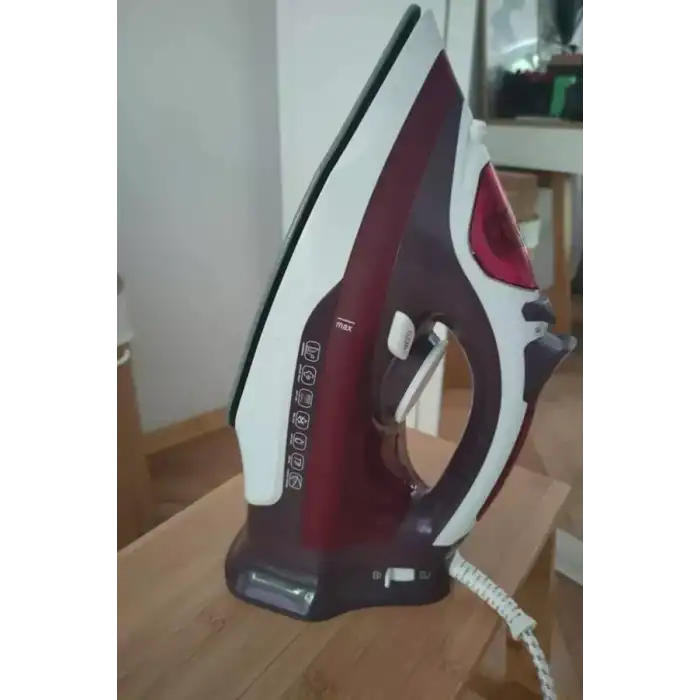 AsilTech Modern Tasarım 2200W Dayanıklı Buharlı Seramik Kaplama Ütü Yeni Nesil