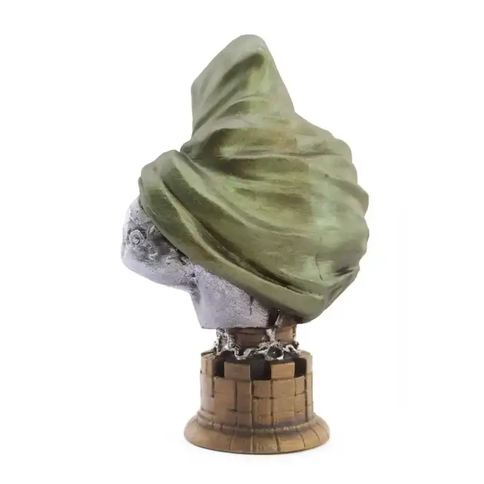 AsilTech Polyester Dr. Doom Figürü