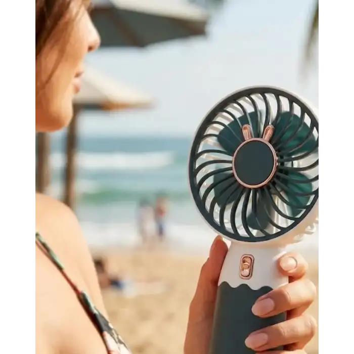 AsilTech Sessiz Çalışan Güçlü Serinletici Mini Masa Fanı