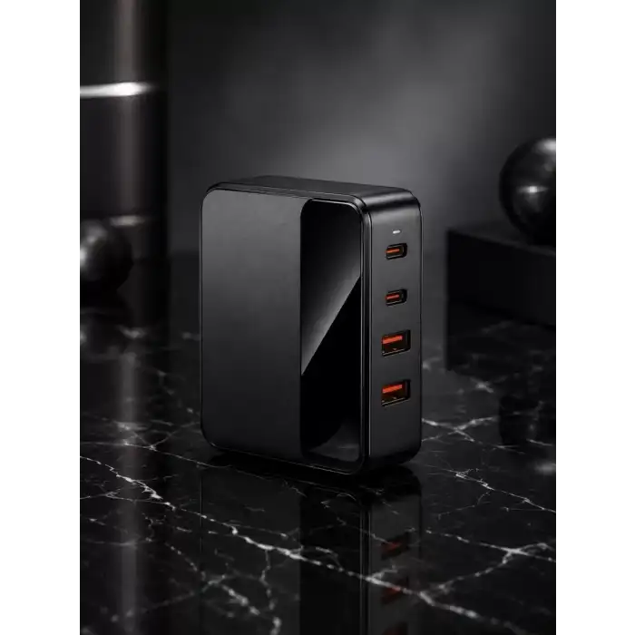 AsilTech USB-A ve USB-C Girişli Çoklu Şarj Cihazı