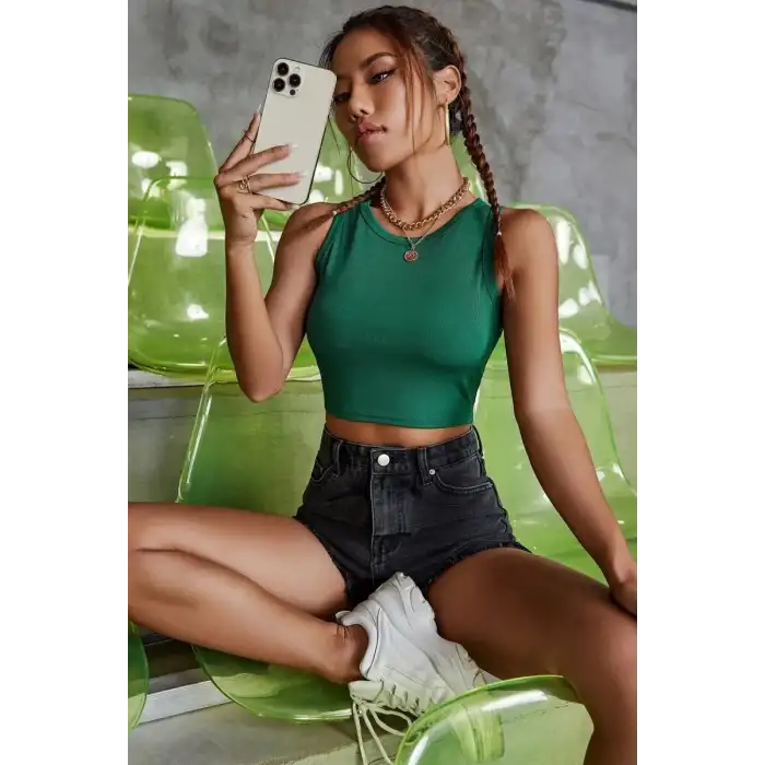 Giyim Kadın Yeşil Modern Fit Kare Yaka Crop Top Bluz