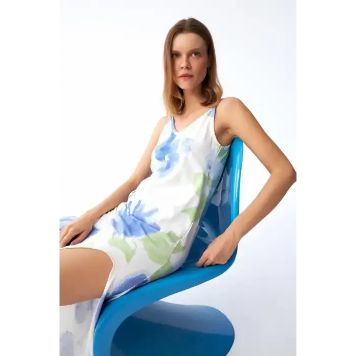 İp Askılı Uzun Yırtmaçlı Penye Gecelik