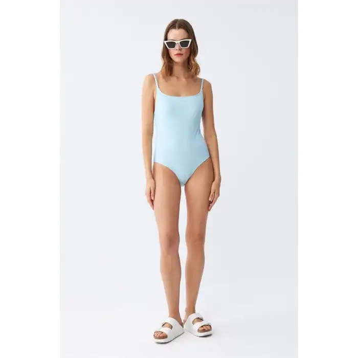 Kadın Buz Mavisi İnce Askılı Düz Tek Parça Mayo