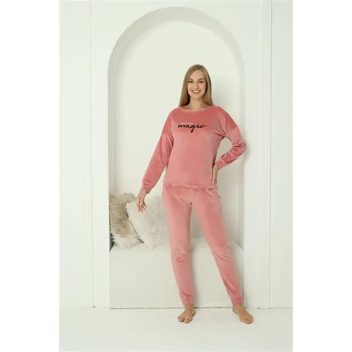 Kadın Kadife Pembe Pijama Takım