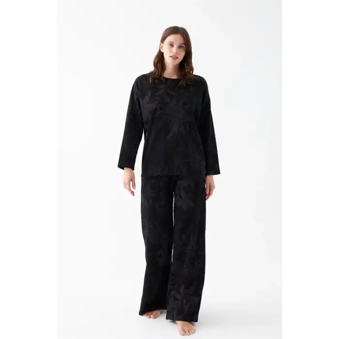 Kadın Oversize Siyah Çiçek Desenli Pamuklu Kalın Pijama Takımı