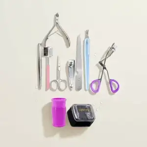 AsilTech 9 Parça Kutulu Manikür Seti