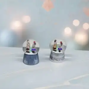 AsilTech Mini Boy Kar Küresi - Kış Masalı Temalı - Pilli ve Işıklı