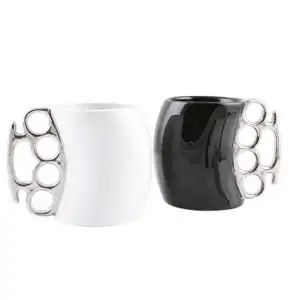 AsilTech Muşta Tasarımlı Seramik Kupa